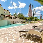 Lovely In With Wifi Apartment