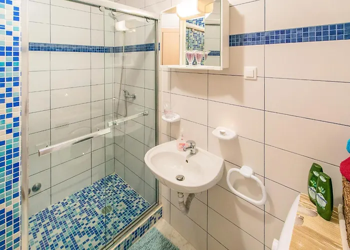 Apartment Lovely Apartment In Pula With Wifi Pula