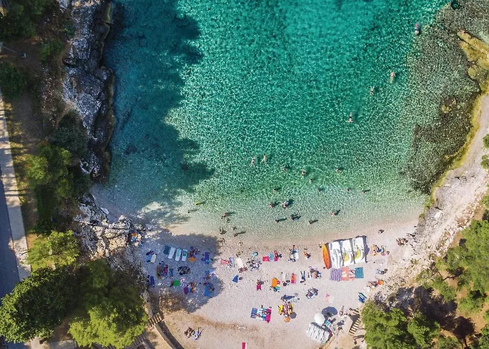 Apartment Lovely Apartment In Pula With Wifi *