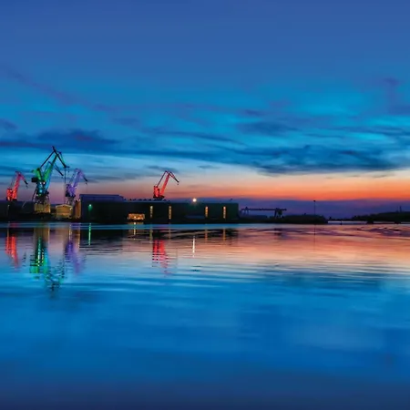 Lovely In With Wifi Pula