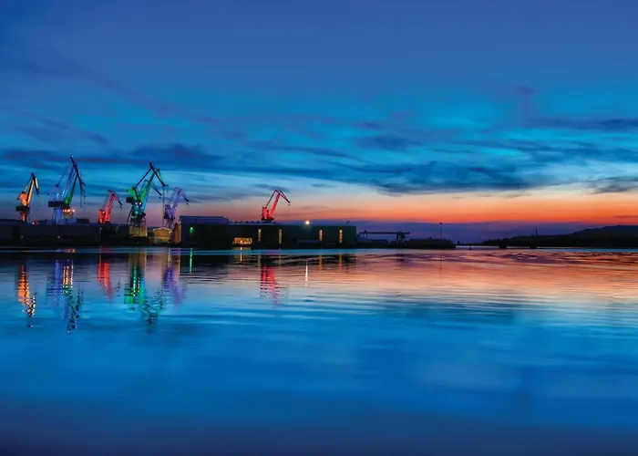 Lovely In With Wifi Pula